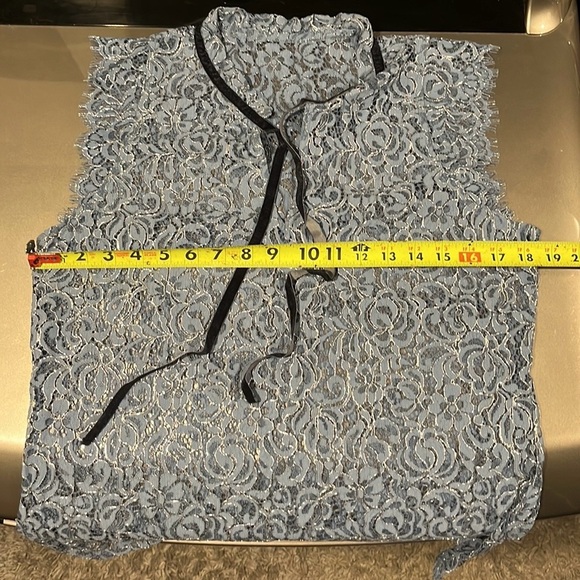 White House black market sleeveless high neck top - Picture 10 of 10